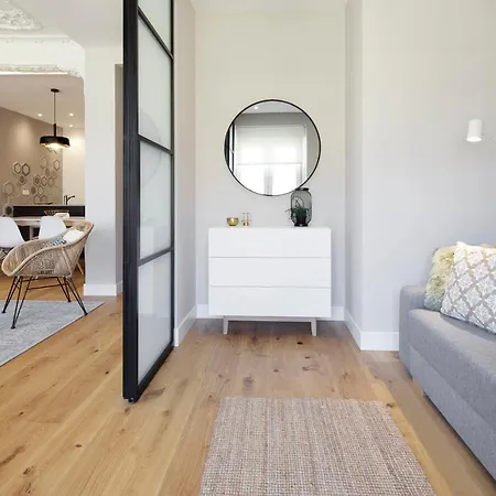 Cathedral - Luxury In Center